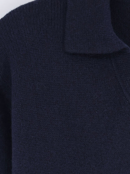 Cashmere sweater thumbnail