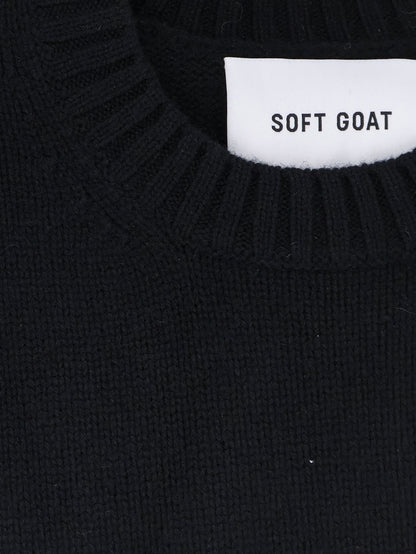 Cashmere sweater thumbnail