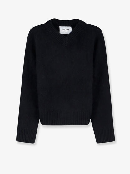 Cashmere sweater thumbnail
