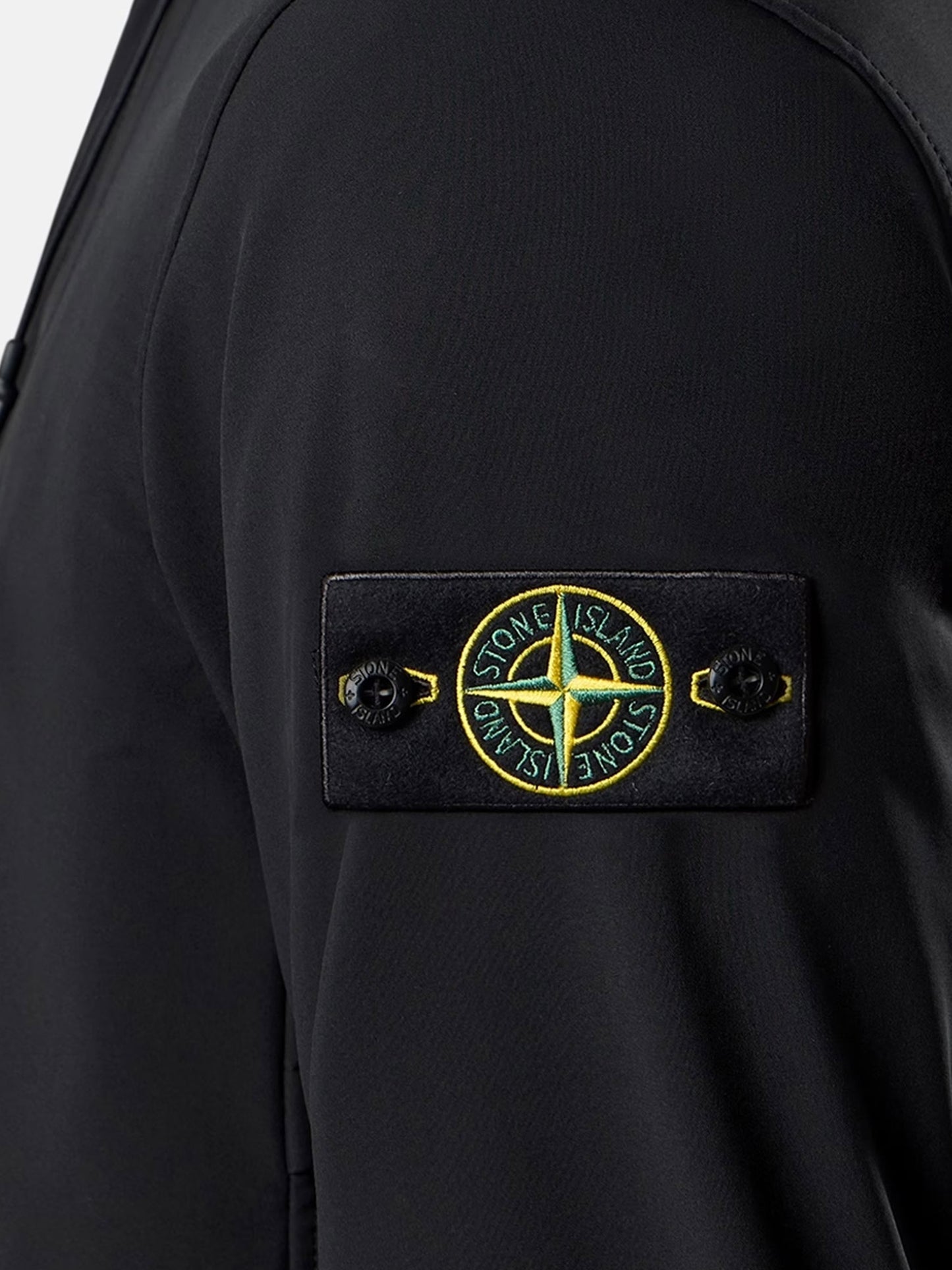 Giubbino Soft Shell-R-e.dye®  Technology Wind and Water Resistant