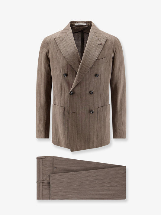 Double-breasted virgin wool suit with herringbone pattern