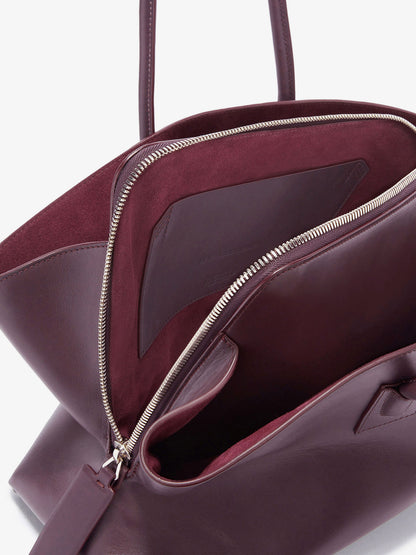 La Passeggiata Medium leather shoulder bag thumbnail