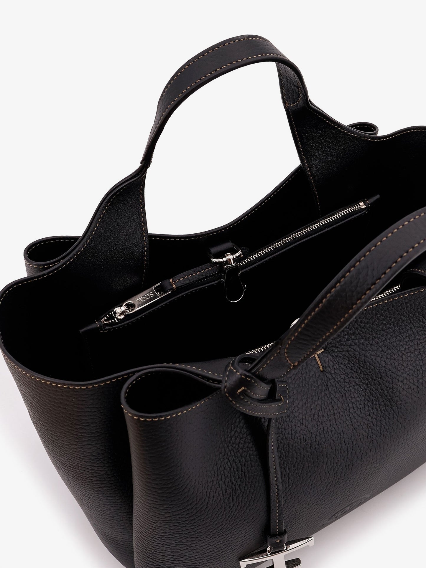 Leather shoulder bag