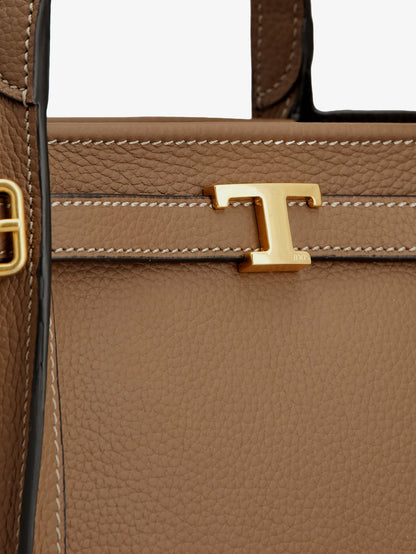 T Signature Leather Shopping Bag thumbnail