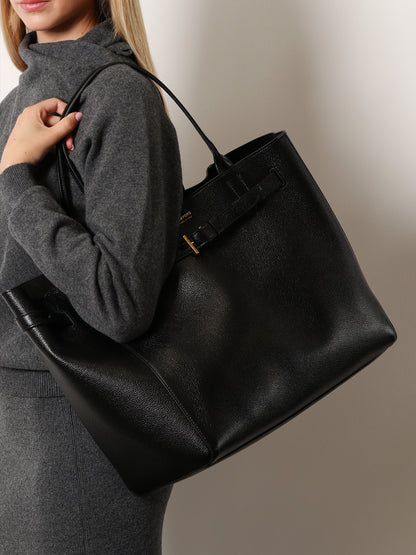 Leather shoulder bag with logo thumbnail