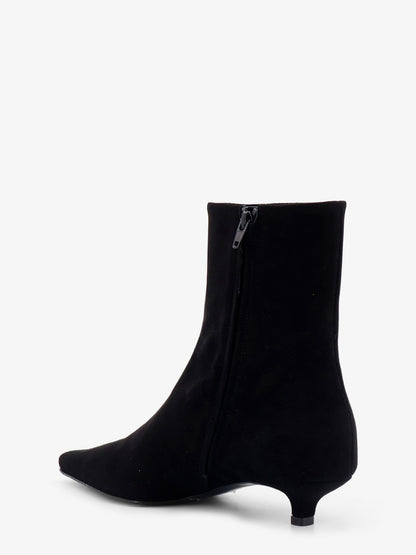 Slim suede boots thumbnail