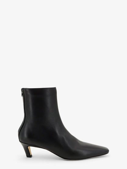 Leather boots thumbnail