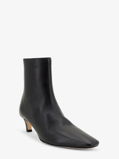 Leather boots thumbnail
