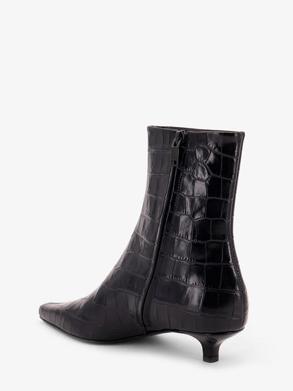 Pointed-toe ankle boots with crocodile effect thumbnail