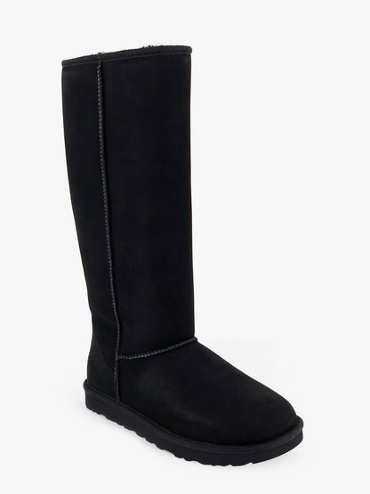 Classic Ultra Tall suede boots thumbnail