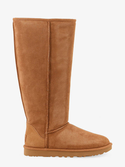 Classic Ultra Tall suede boots thumbnail