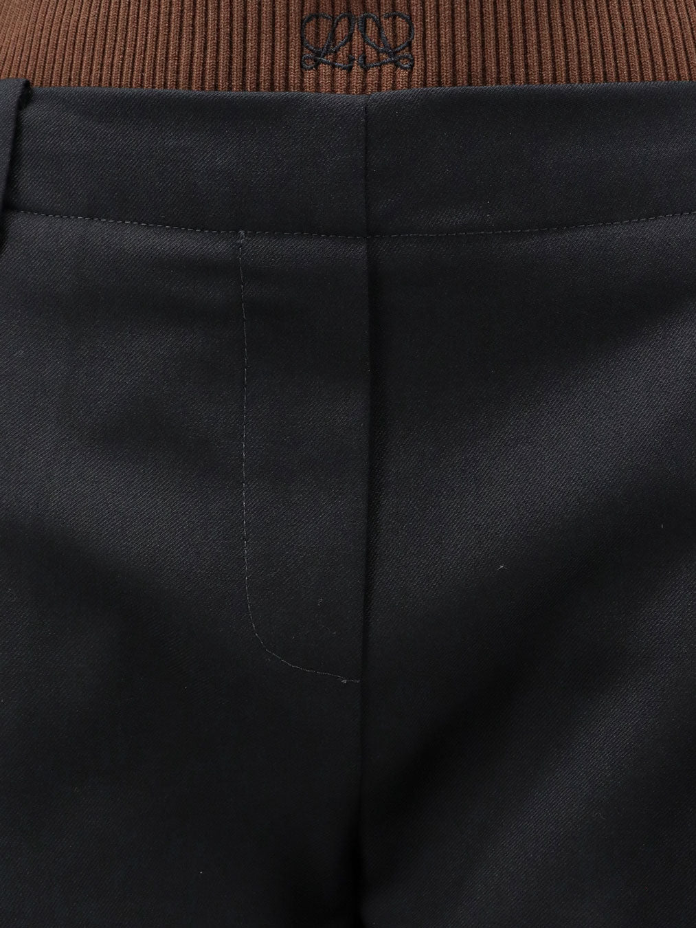 Wool trousers with elastic waistband