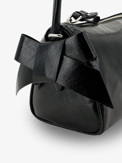 Leather shoulder bag thumbnail